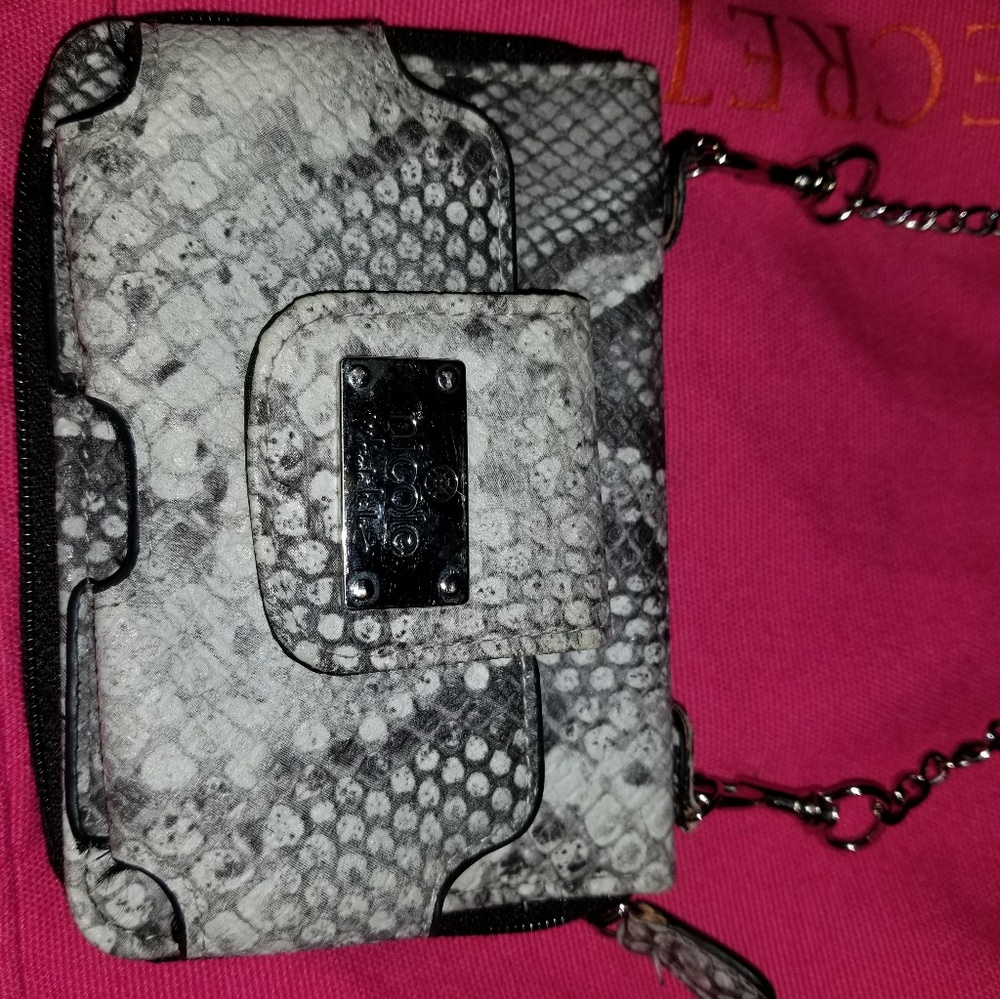 Wristlet